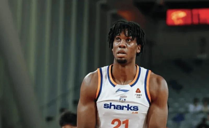 LOL竞猜官方网站-溃败北京上海！广东弊端已凸显！只要遇内线强队，杜锋基本没招！